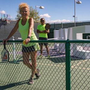 Meet your Posher, Toni